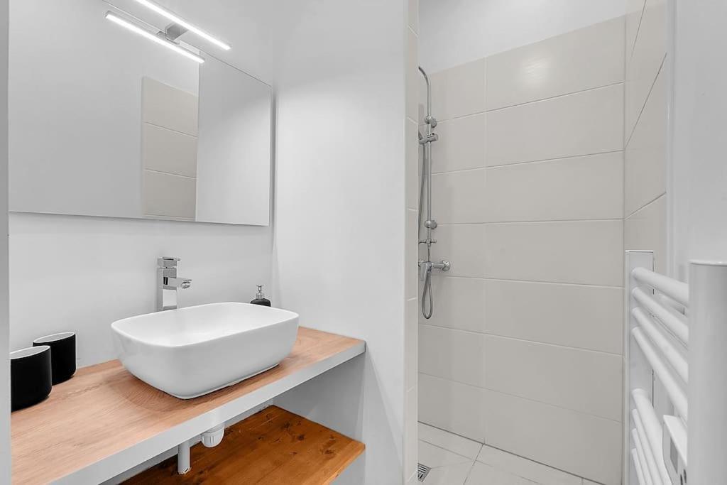 Le Cocon - T2 Cosy Hypercentre Avec Parking Apartment Toulouse Bagian luar foto